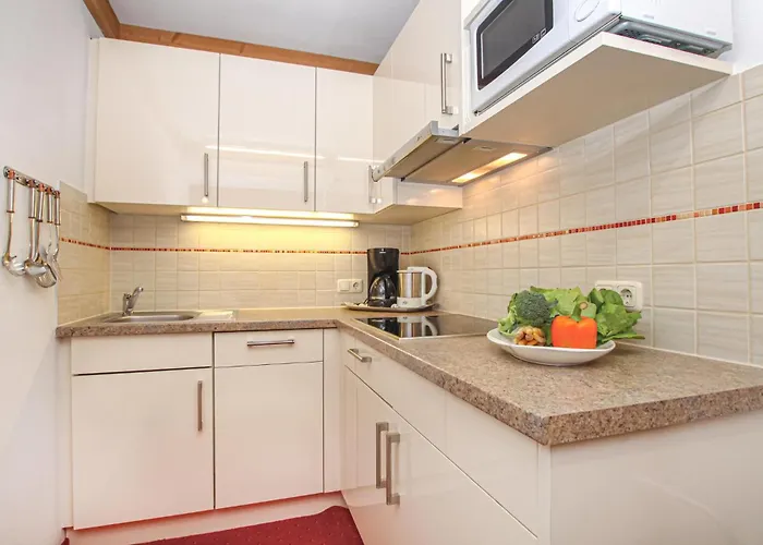 Apartment Attraktive Ferienwohnung *